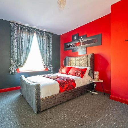 *1Es* For Your Most Relaxed & Cosy Stay + Free Parking + Free Fast Wifi * ลีดส์ ภายนอก รูปภาพ